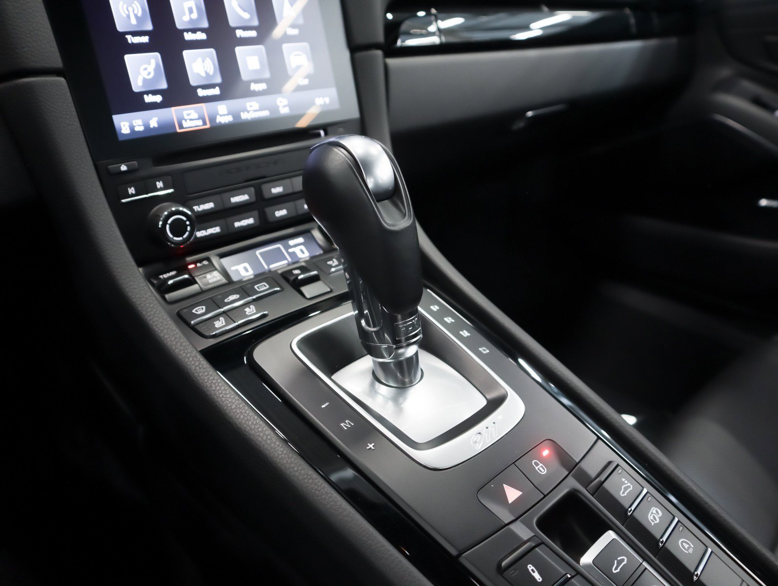 Certified 2018 Porsche 911 Carrera T RWD image 16