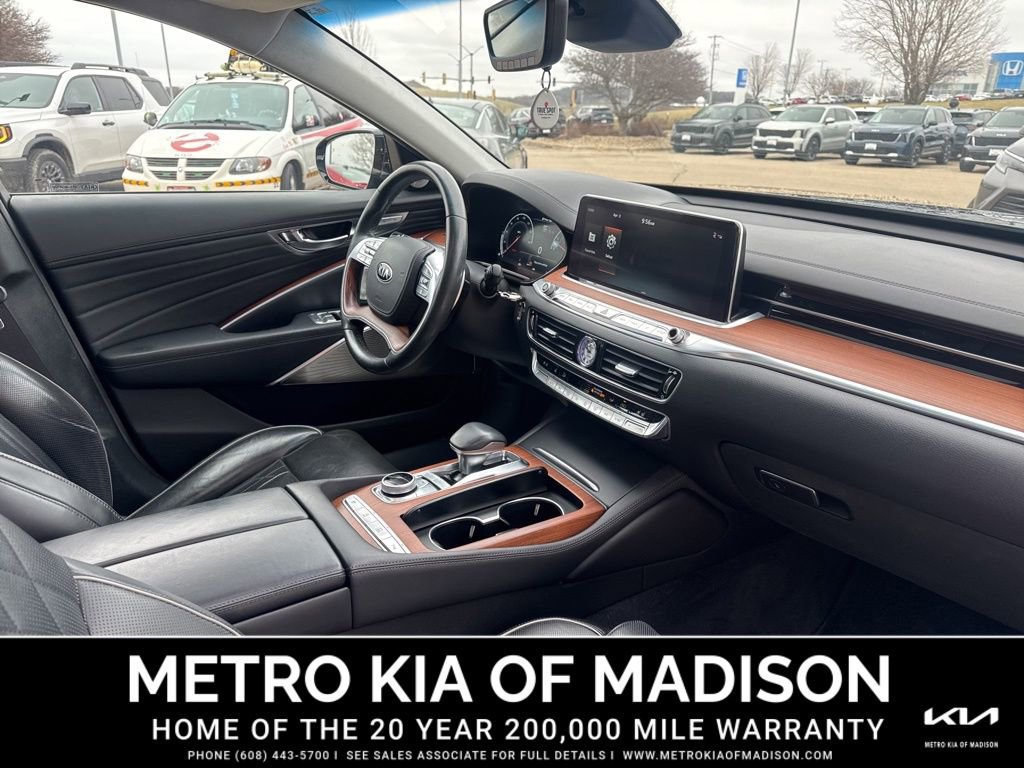 Used 2020 Kia K900 Luxury w/ VIP Package image 40