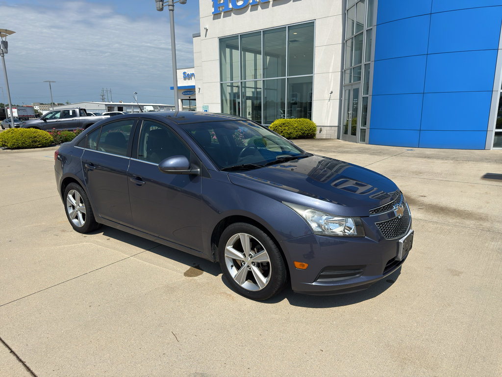 Used 2013 Chevrolet Cruze LT FWD image 3