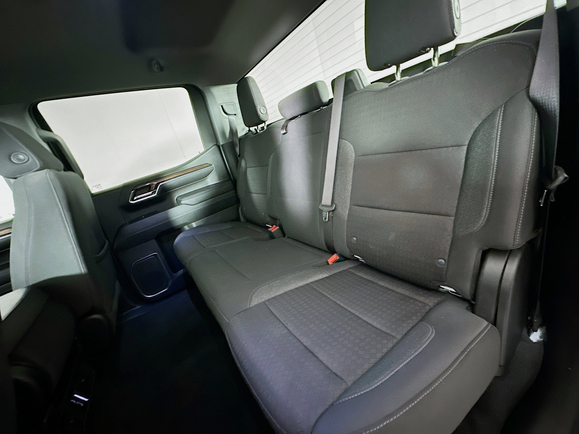 Used 2024 Chevrolet Silverado 1500 LT image 25