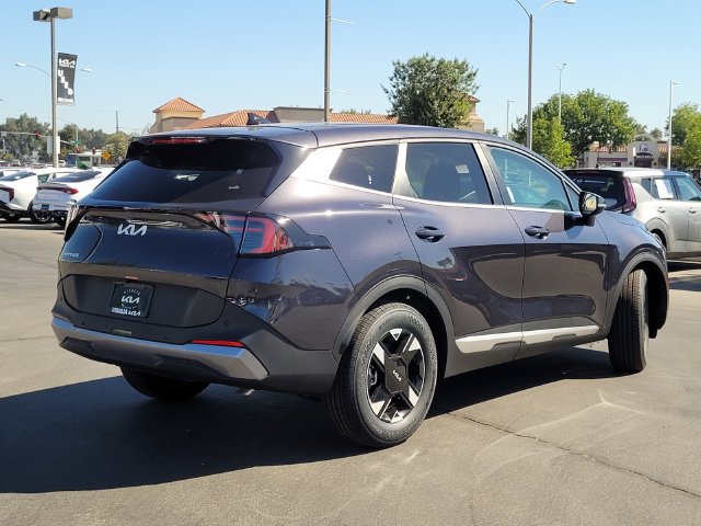New 2026 Kia Sportage LX w/ LX Convenience Package FWD image 5