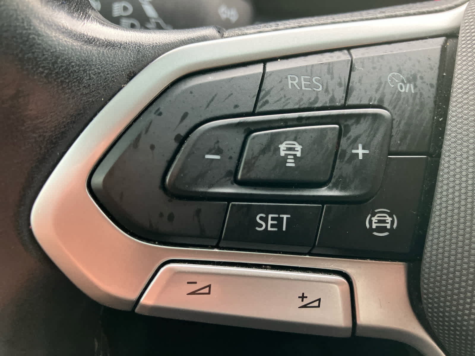 Used 2021 Volkswagen Atlas SEL image 18