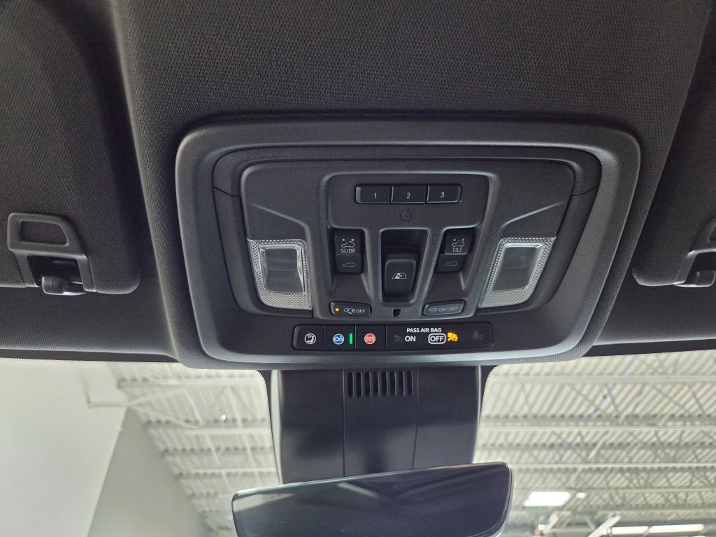 Used 2024 GMC Sierra 2500 AT4 w/ Technology Package AWD/4WD image 53