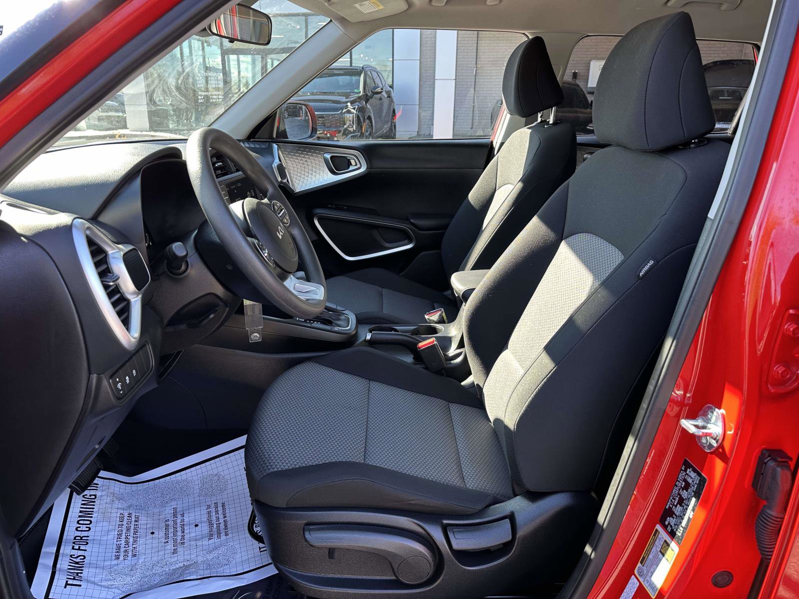 Certified 2025 Kia Soul LX w/ Option Group 015 image 14