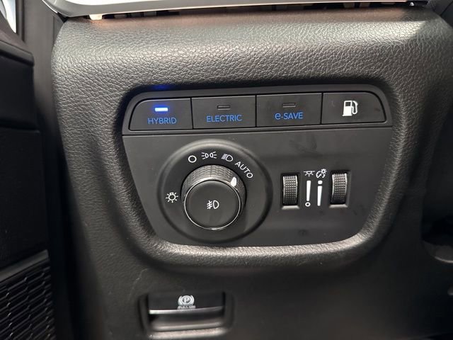 Used 2024 Jeep Grand Cherokee Limited 4xe image 43