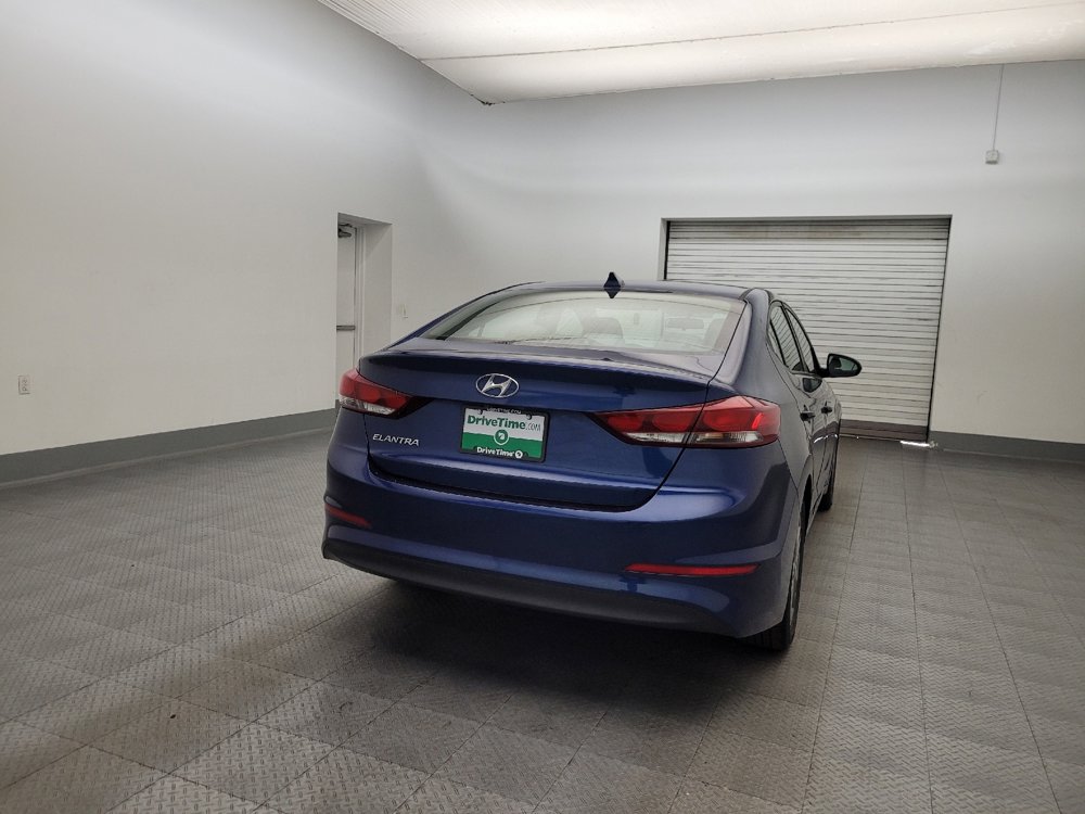 Used 2017 Hyundai Elantra SE image 7