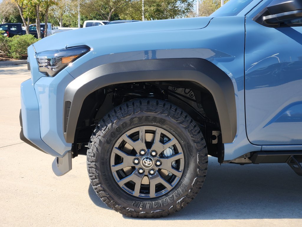 New 2026 Toyota 4Runner SR5 AWD/4WD image 9