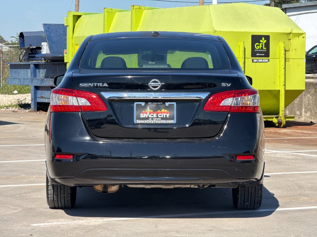 Used 2015 Nissan Sentra SV FWD image 5
