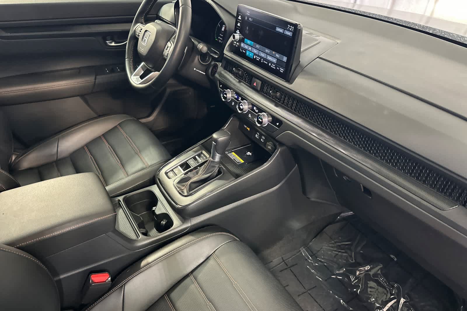 Used 2025 Honda CR-V Sport-L image 18