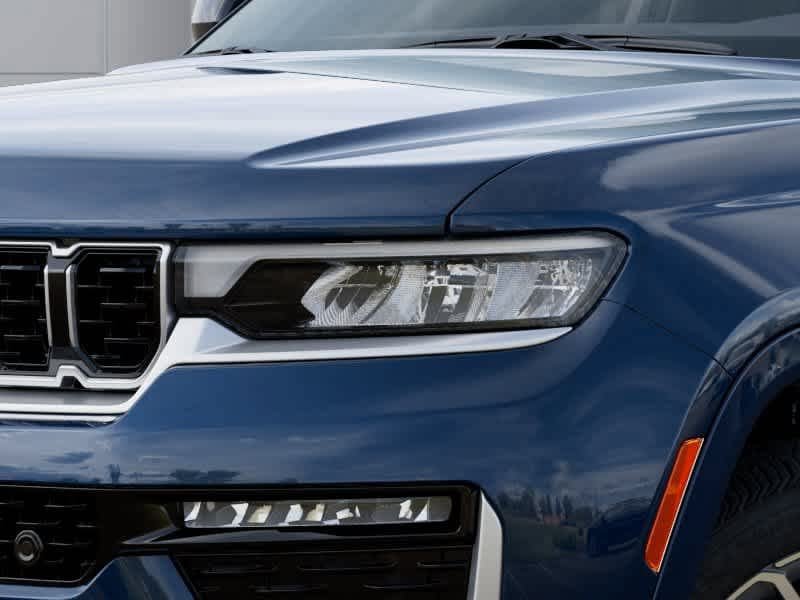 New 2027 Jeep Grand Cherokee Summit AWD/4WD image 10
