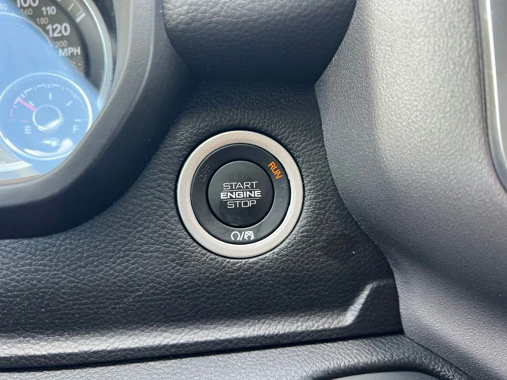 Certified 2025 RAM 1500 Big Horn RWD image 38