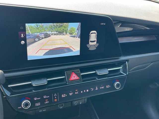 Certified 2024 Kia Niro Wind FWD image 18