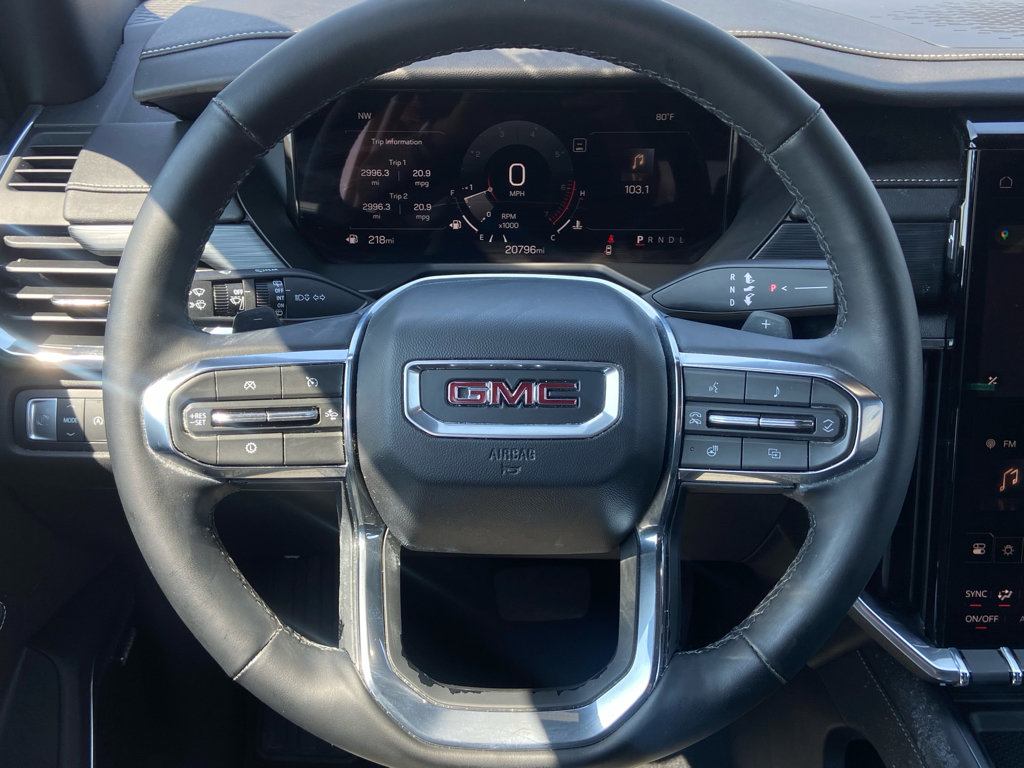 Used 2025 GMC Acadia Elevation image 18