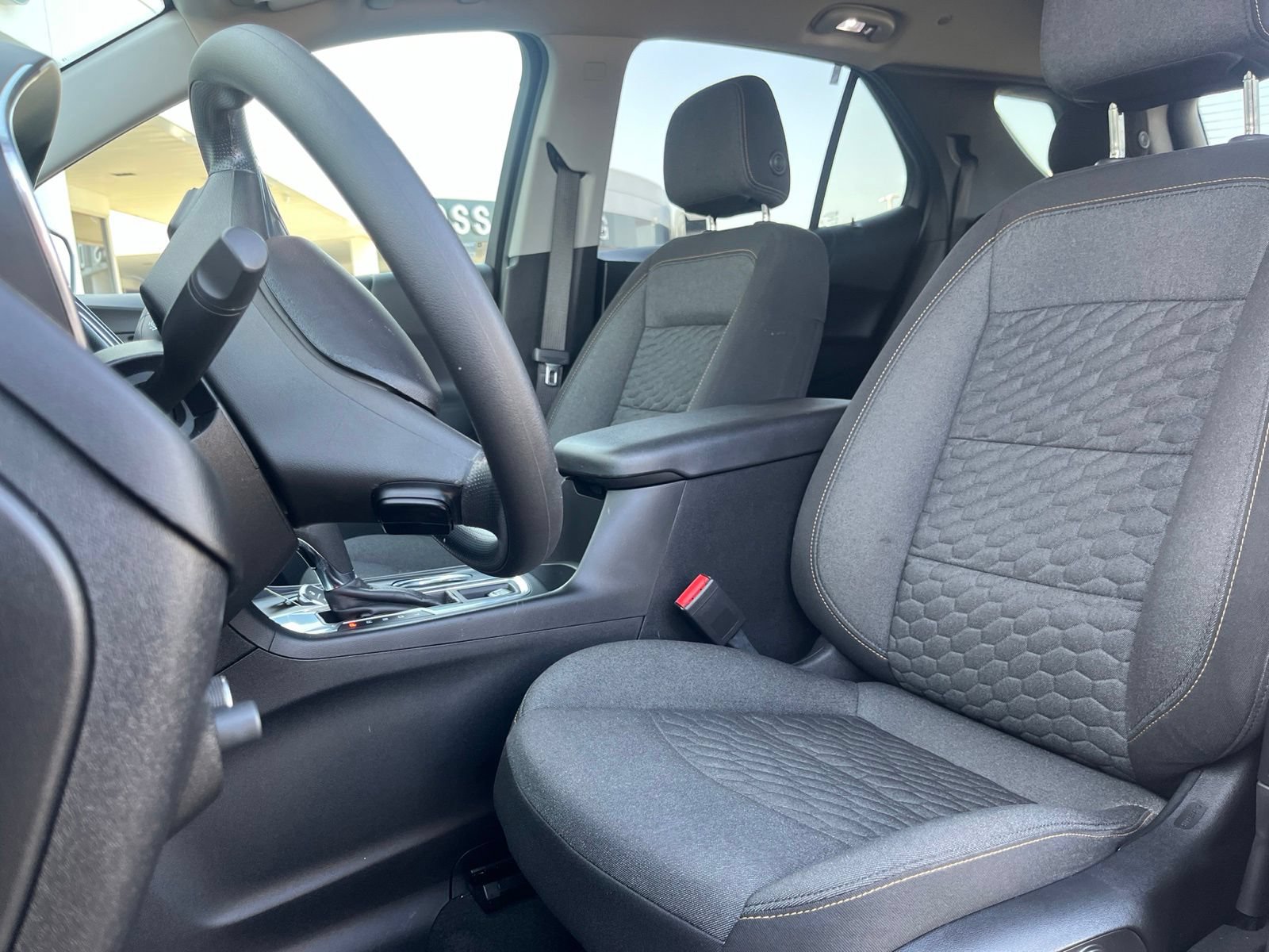 Used 2020 Chevrolet Equinox LT FWD image 8