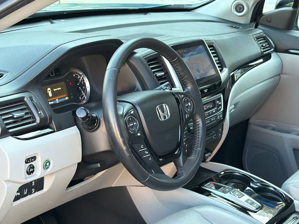 Used 2016 Honda Pilot Elite image 13