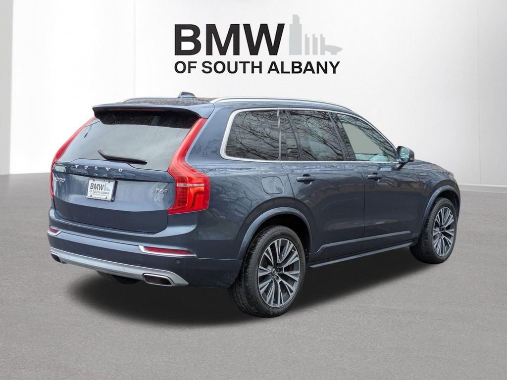 Used 2021 Volvo XC90 T6 Momentum image 4