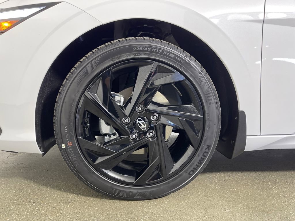 New 2026 Hyundai Elantra Sport FWD image 11