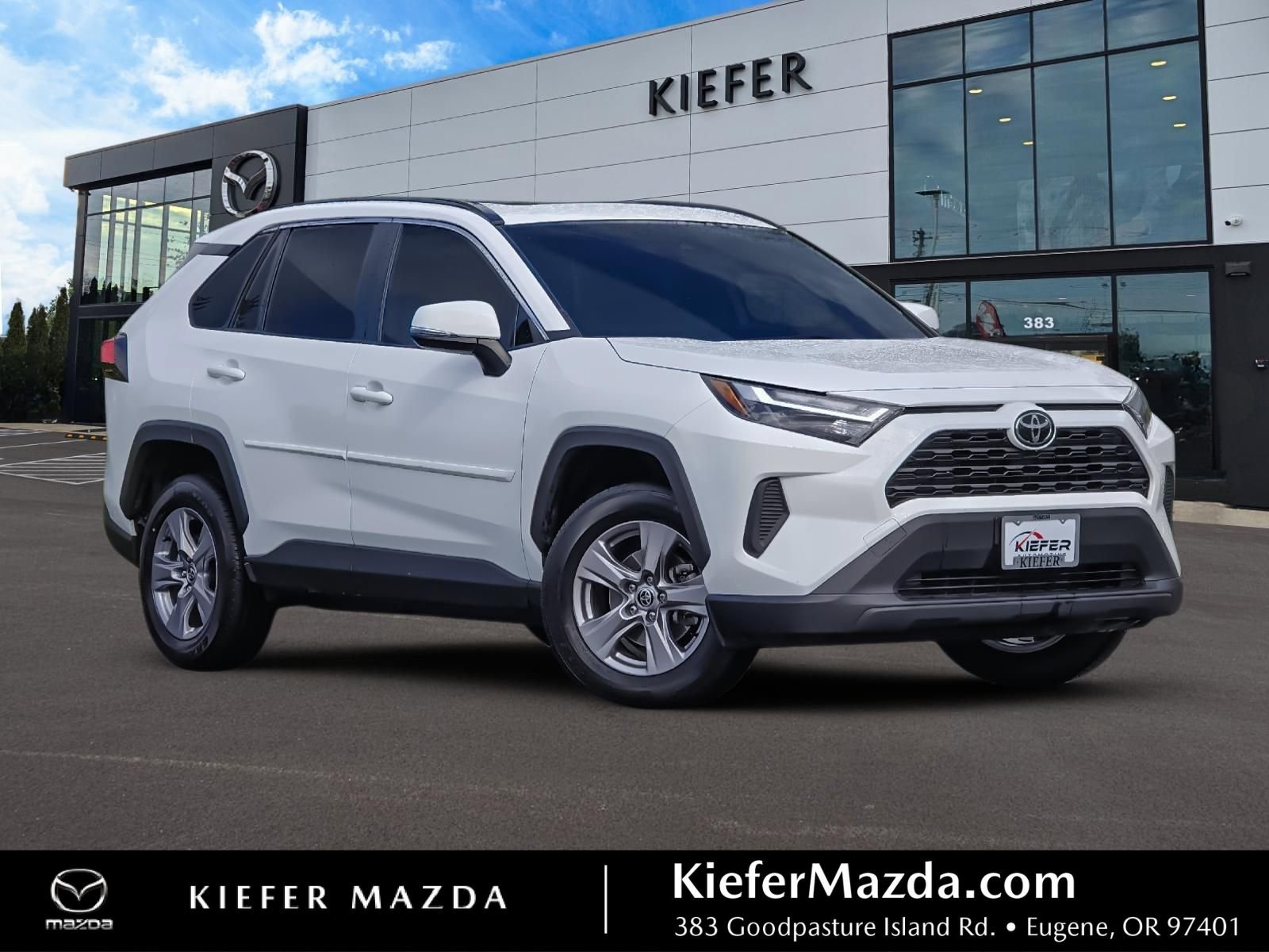 Used 2023 Toyota RAV4 XLE w/ Convenience Package image 1