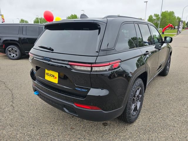 New 2025 Jeep Grand Cherokee Trailhawk image 8