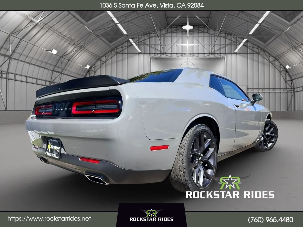 Used 2019 Dodge Challenger SXT w/ Blacktop Package RWD image 33