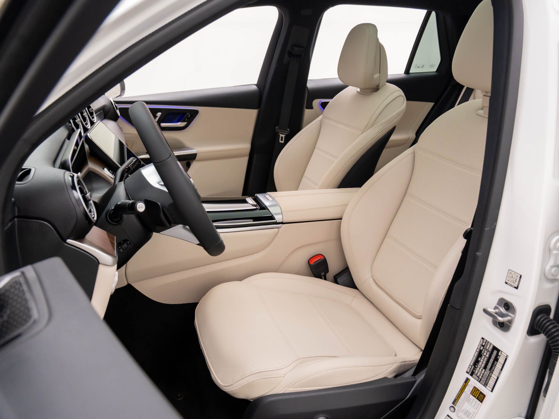 New 2026 Mercedes-Benz GLC 300 4MATIC image 14