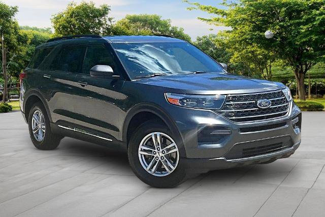 Certified 2020 Ford Explorer XLT w/ Comfort Package AWD/4WD image 1