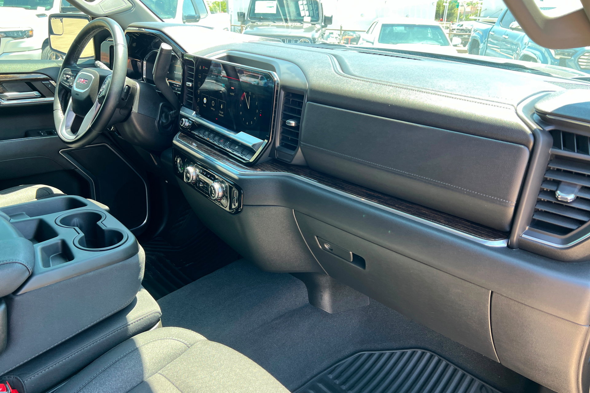 Used 2024 GMC Sierra 1500 Elevation RWD image 24