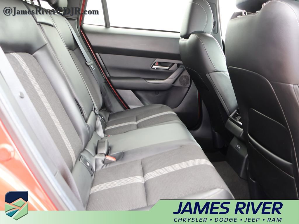 Used 2025 MAZDA CX-50 AWD 2.5 S w/ Preferred Package image 12