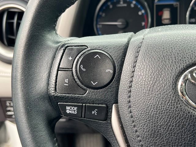 Used 2016 Toyota RAV4 Limited image 22