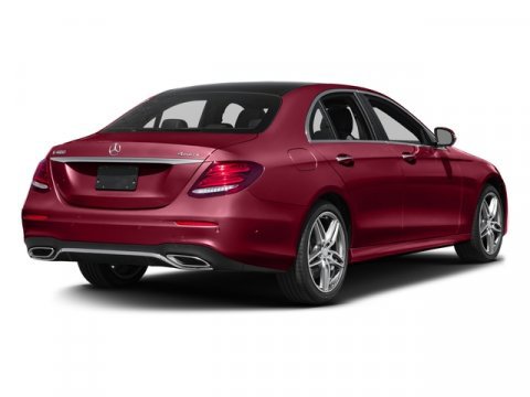 Used 2018 Mercedes-Benz E 400 4MATIC Sedan image 2