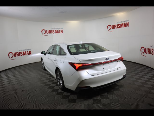Used 2020 Toyota Avalon XLE w/ Moonroof Package FWD image 18