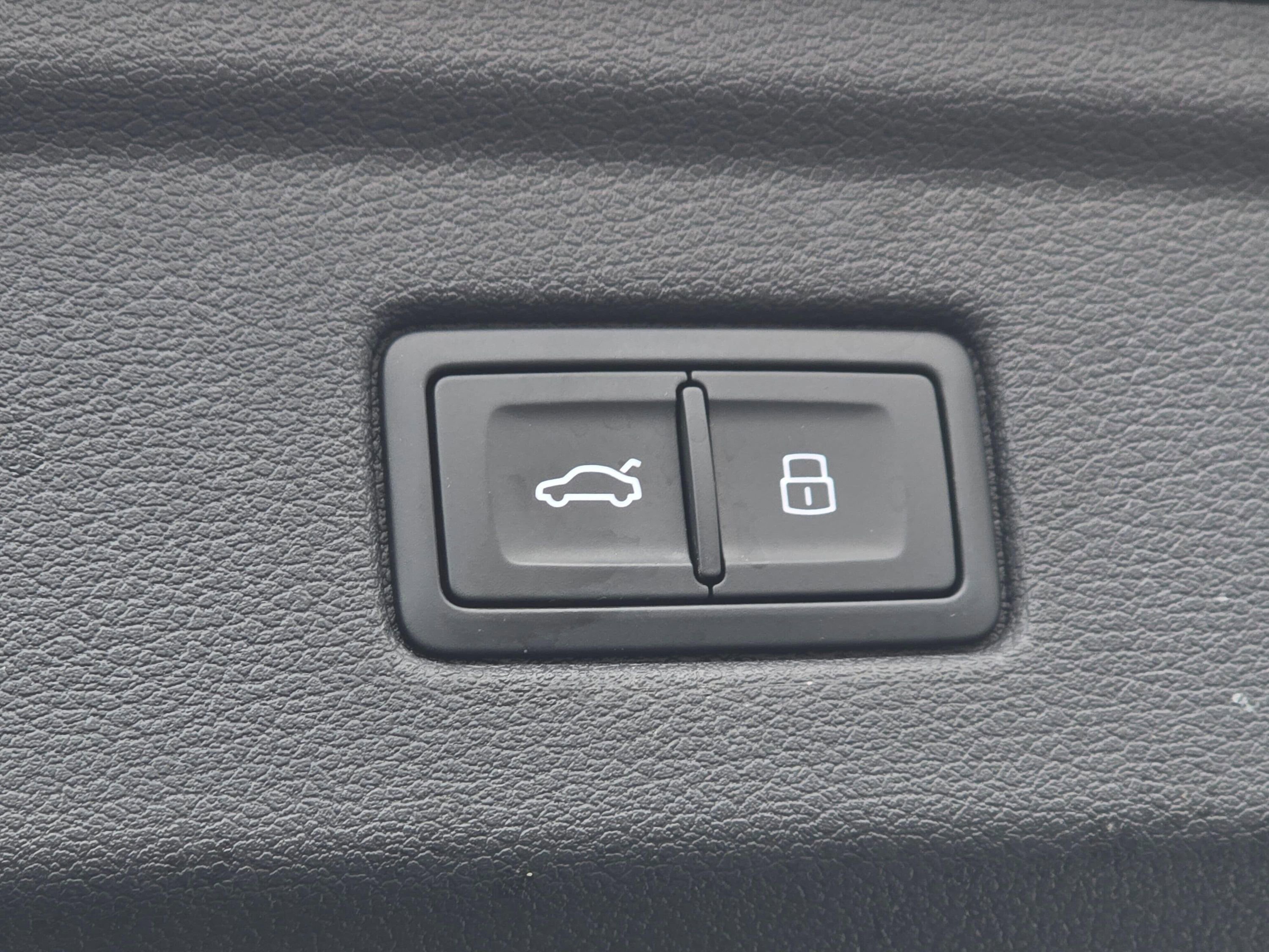 Used 2023 Audi A5 2.0T Premium Plus w/ Premium Plus image 25