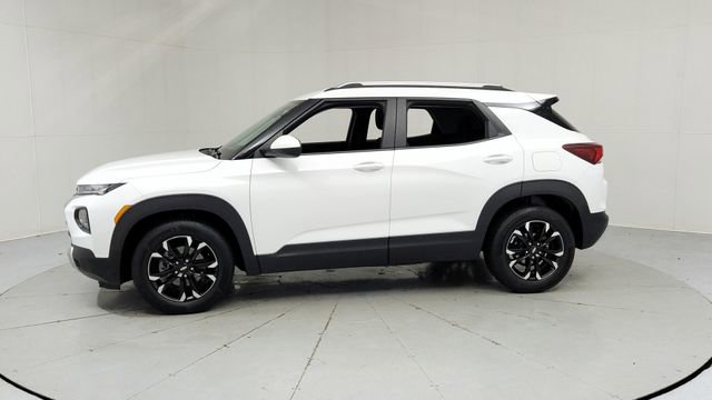 Used 2022 Chevrolet TrailBlazer LT w/ Convenience Package image 2