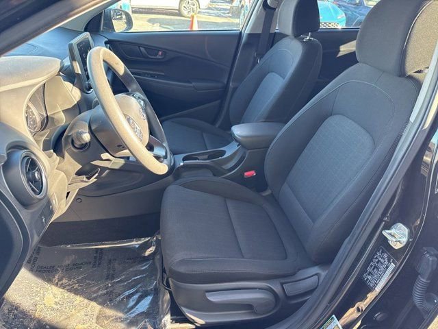 Used 2022 Hyundai Kona SEL image 7