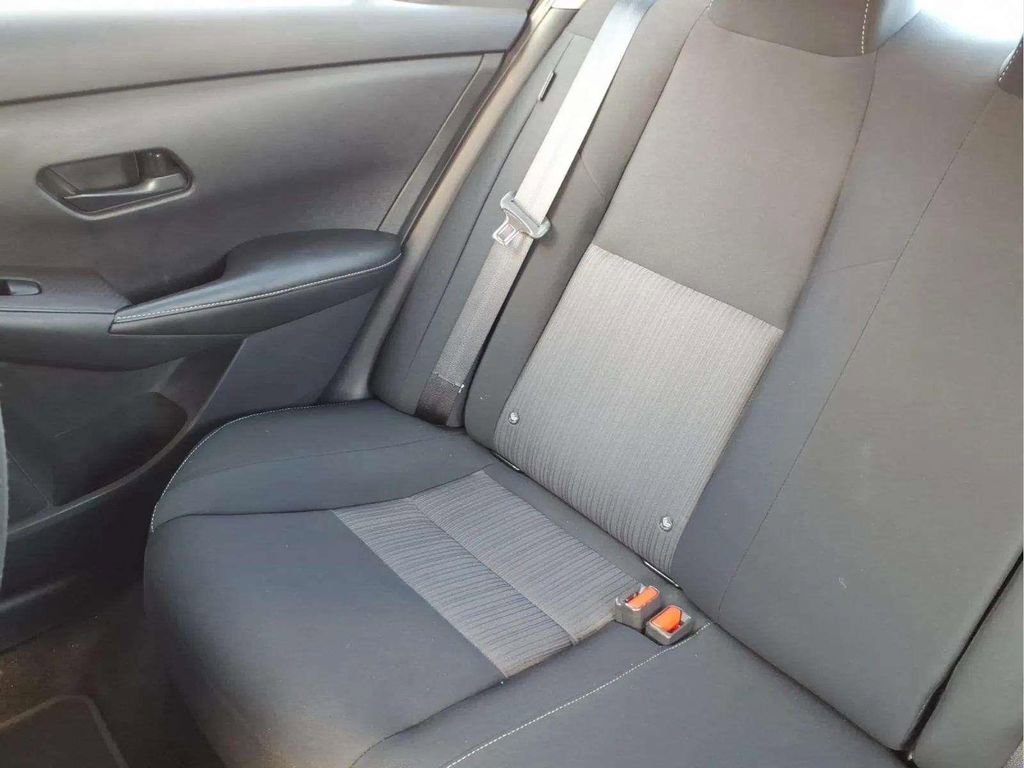 Used 2024 Nissan Sentra SV w/ Trunk Package FWD image 16