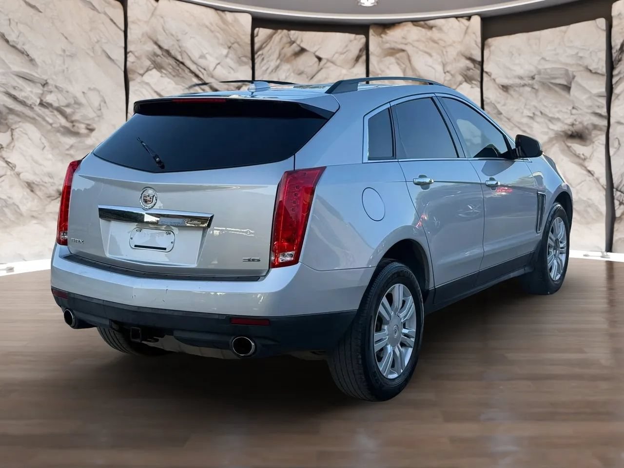 Used 2015 Cadillac SRX FWD image 6