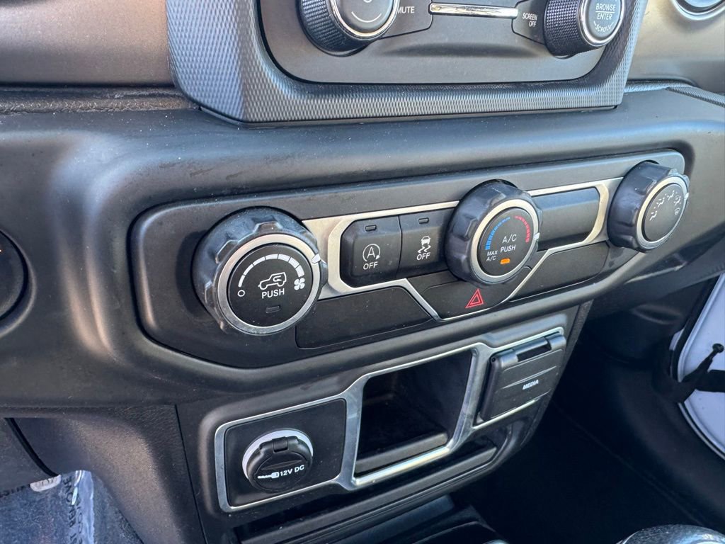 Used 2018 Jeep Wrangler Unlimited Sport image 22