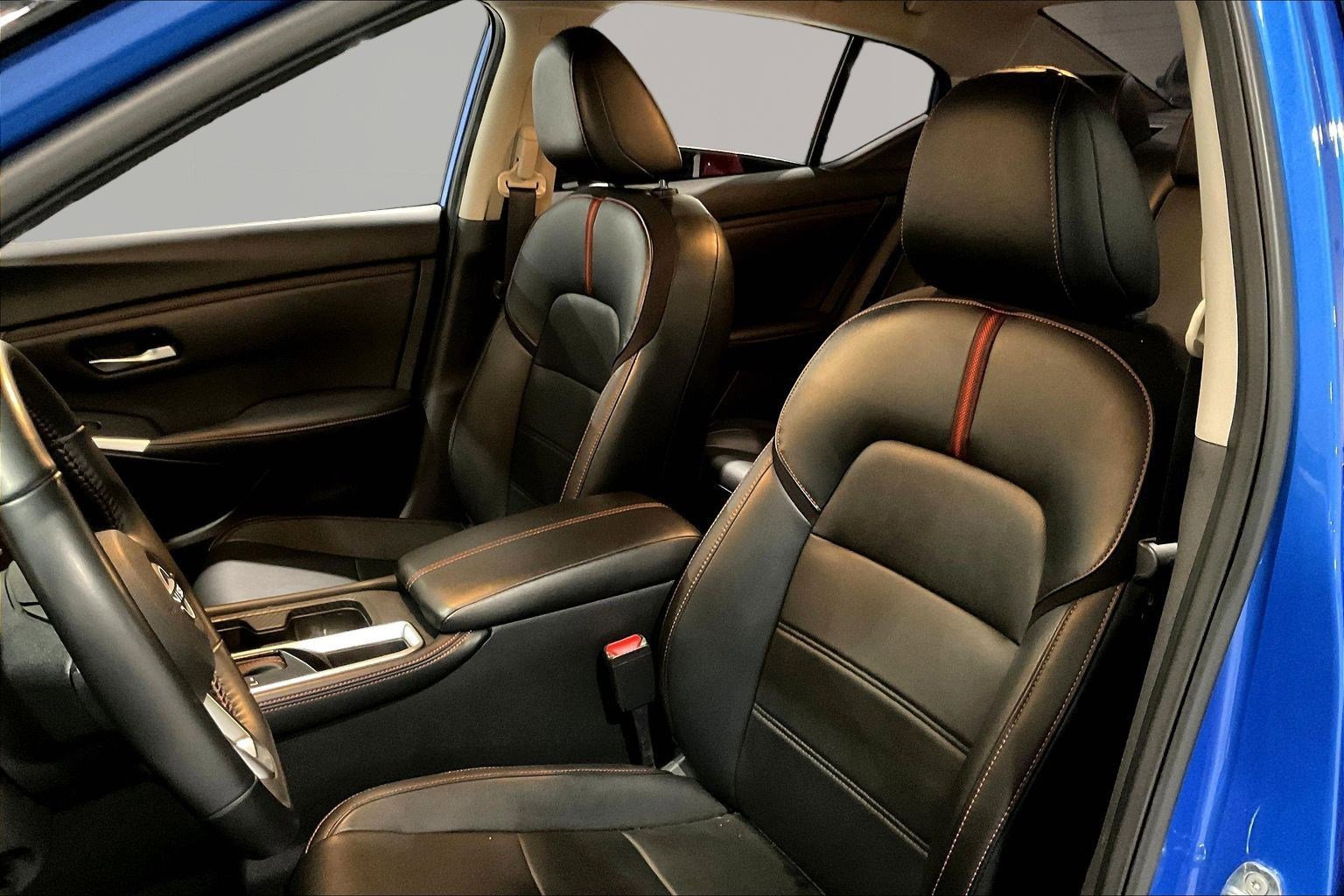 Used 2024 Nissan Sentra SR w/ SR Premium Package FWD image 21