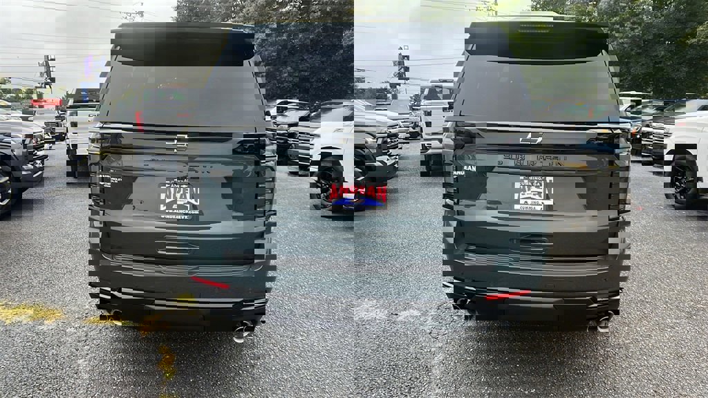 New 2026 Chevrolet Suburban Z71 w/ Comfort Package image 6