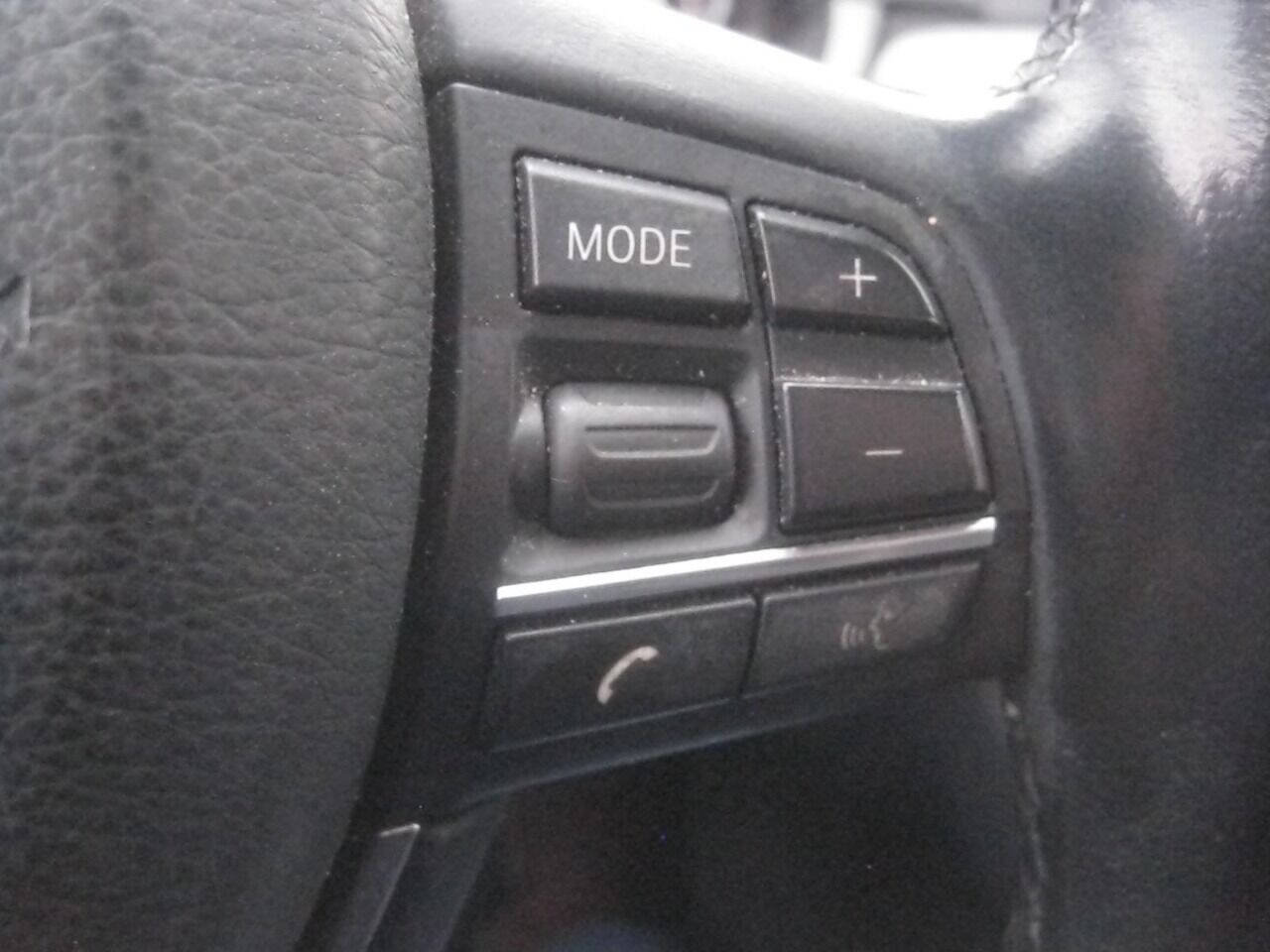 Used 2015 BMW 535i xDrive Sedan AWD/4WD image 25