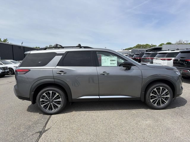 New 2026 Nissan Pathfinder Platinum AWD/4WD image 3
