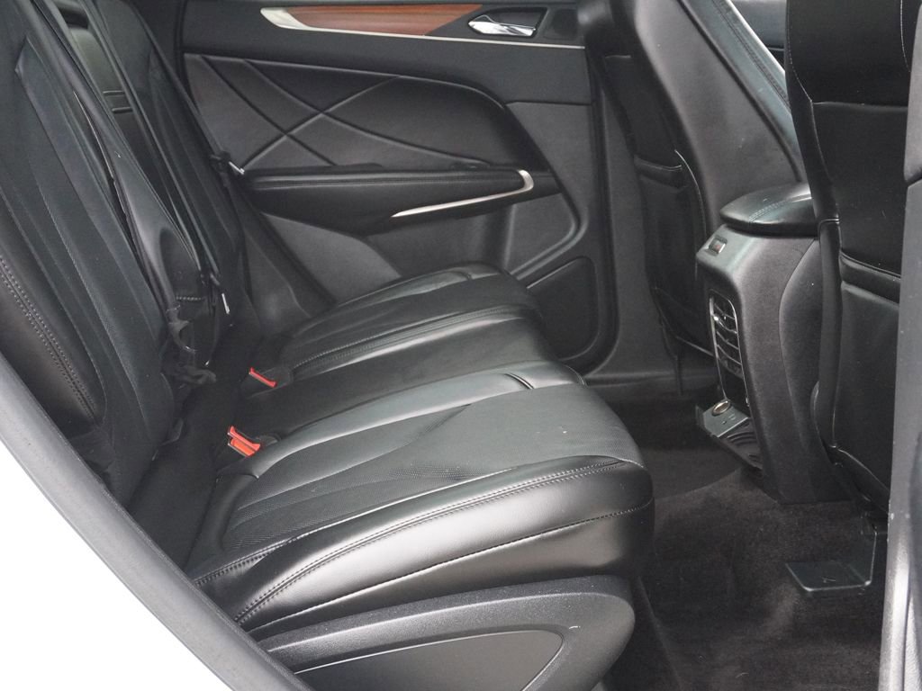 Used 2017 Lincoln MKC Reserve w/ Lincoln MKC Climate Package image 28