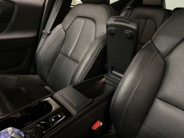 Used 2025 Volvo XC40 B5 Plus AWD/4WD image 68