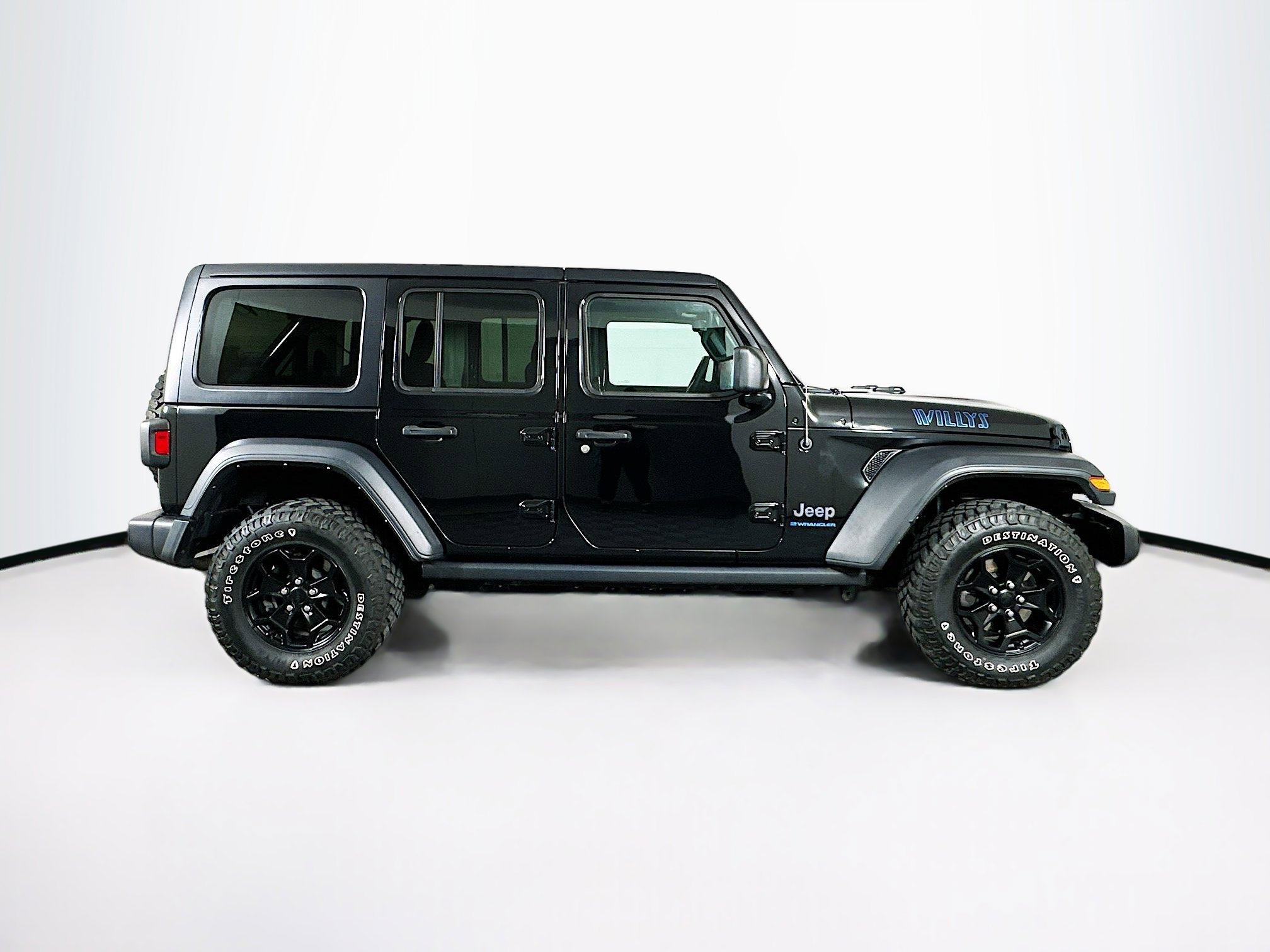 Used 2023 Jeep Wrangler Unlimited w/ Cold Weather Group AWD/4WD image 10