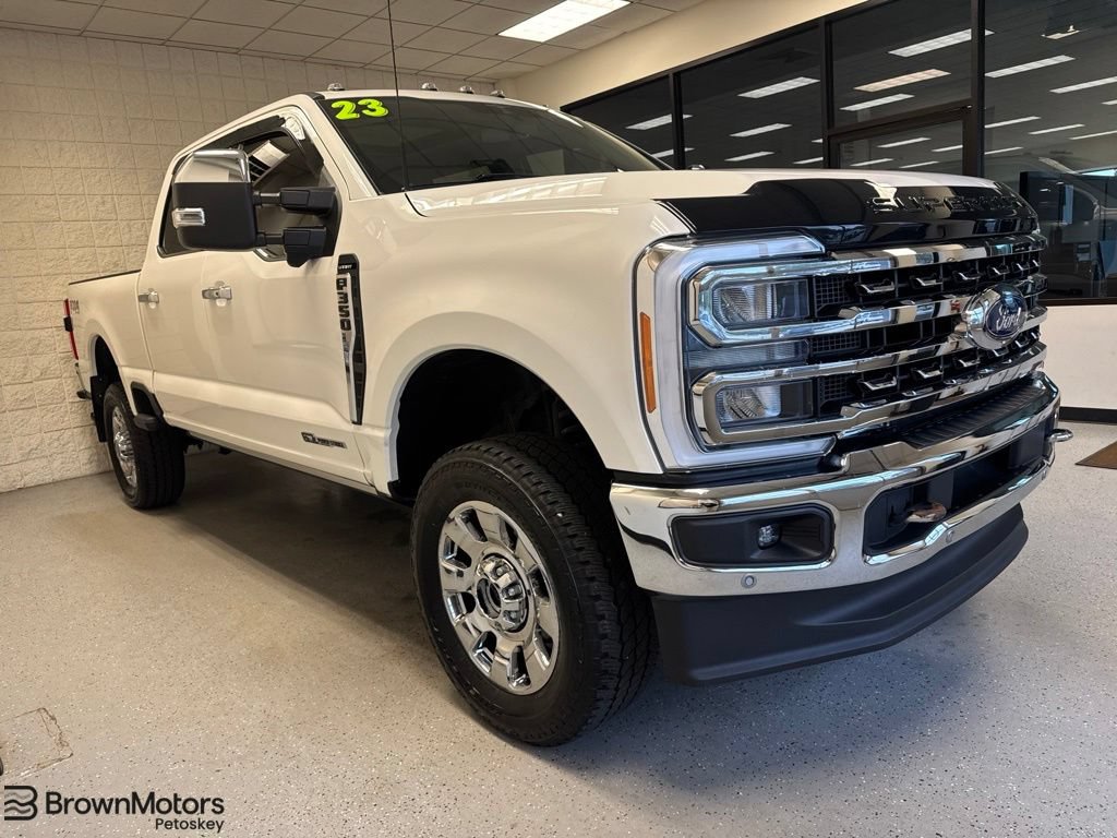 Used 2023 Ford F350 Lariat w/ Lariat Ultimate Package AWD/4WD image 1