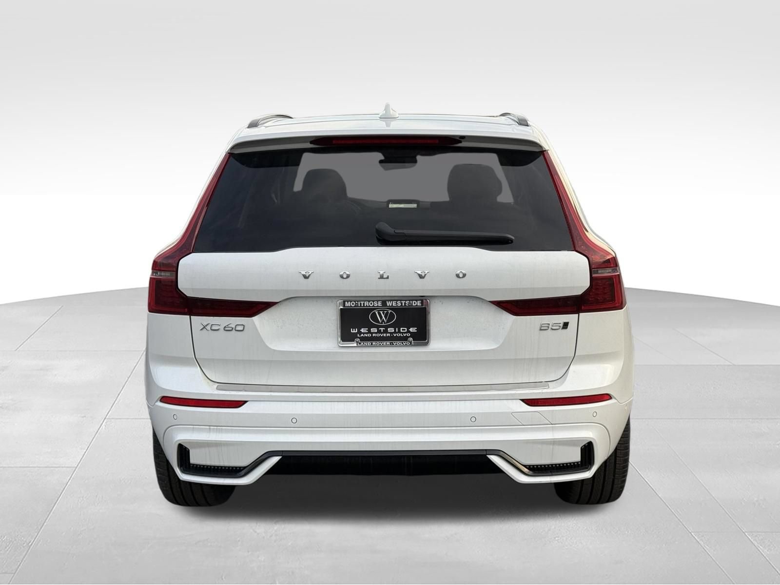 New 2026 Volvo XC60 B5 Ultra w/ Protection Package Premier AWD/4WD image 4