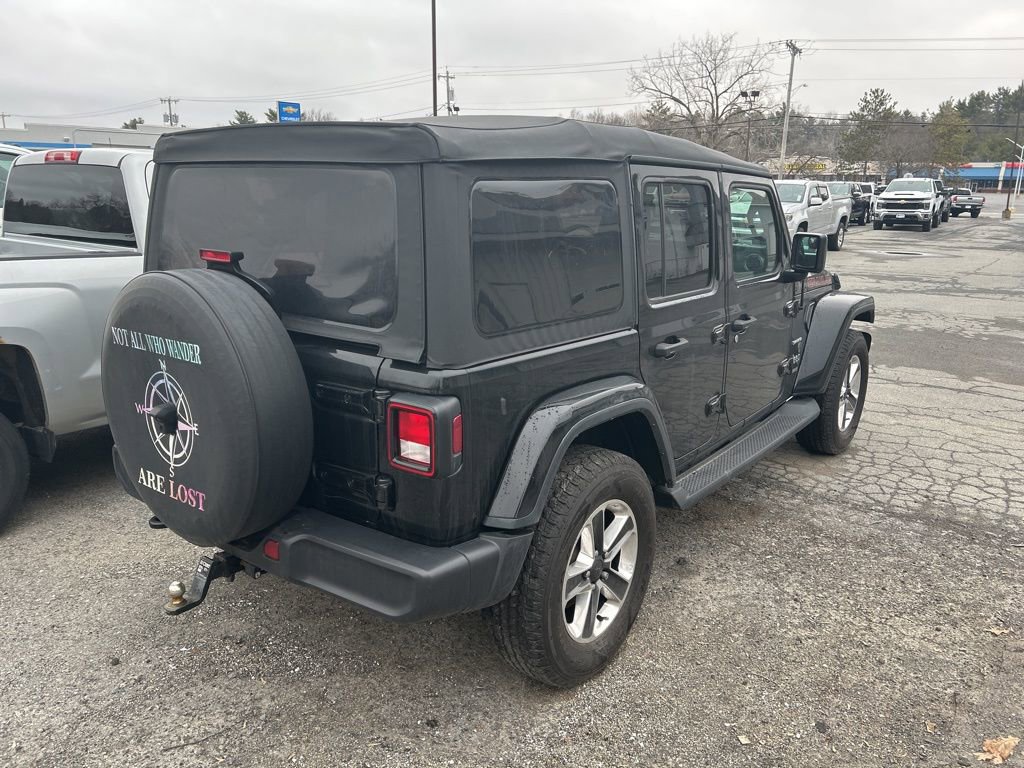 Used 2022 Jeep Wrangler Unlimited Sahara AWD/4WD image 8