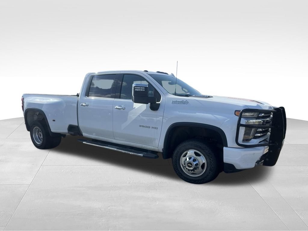 Used 2020 Chevrolet Silverado 3500 High Country w/ Technology Package AWD/4WD image 32