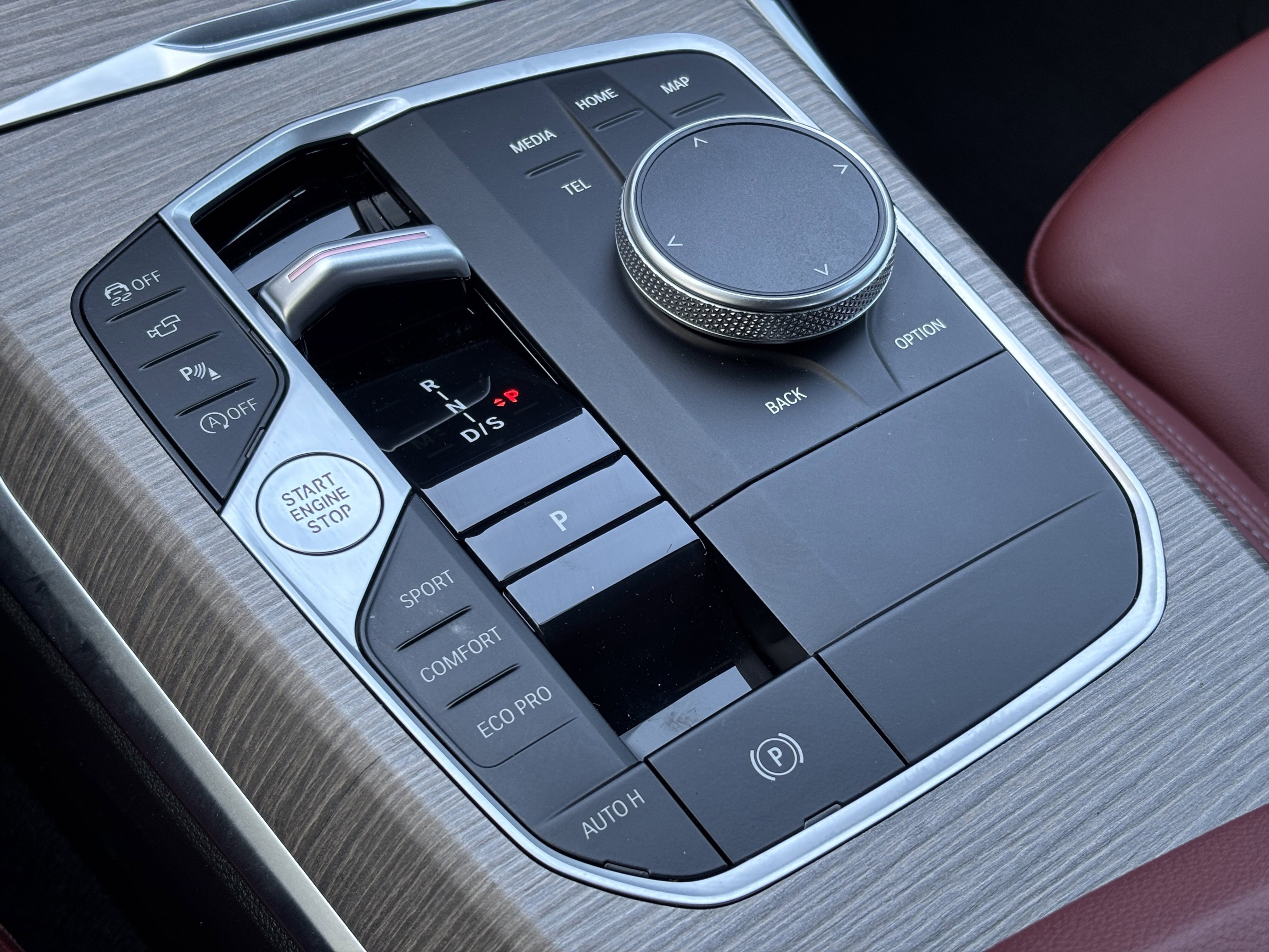 Used 2025 BMW 330i Sedan image 10