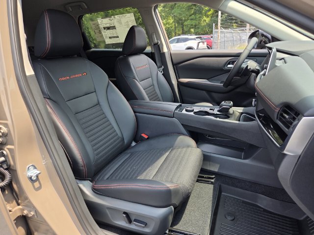 New 2026 Nissan Rogue SV AWD/4WD image 13
